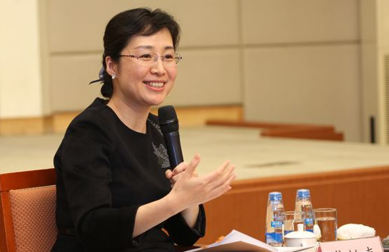 “四川男教师被指猥亵多名男生案将开庭”
