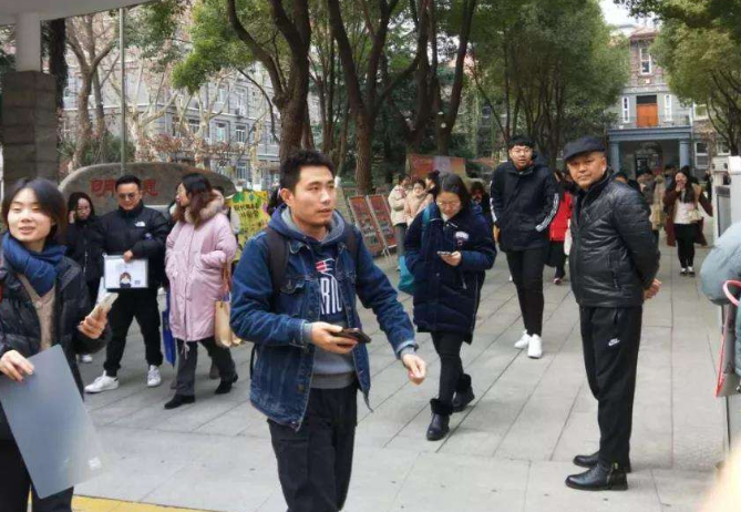 “十月初一送寒衣什么时间烧”
