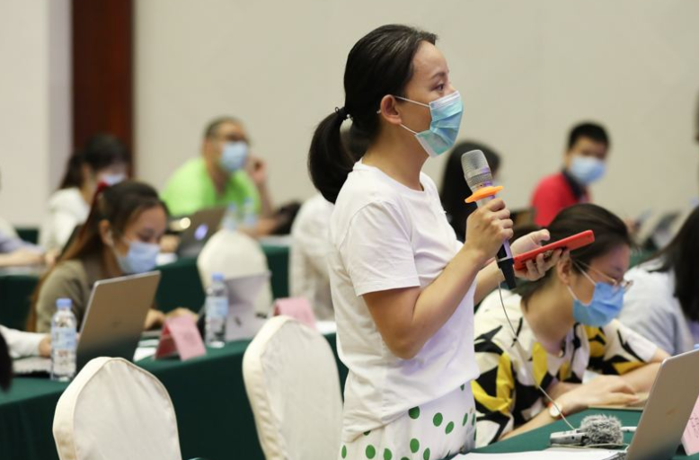 “数码产品：微信消息记录如何转移到新手机 迁移聊天记录到新手机教程”