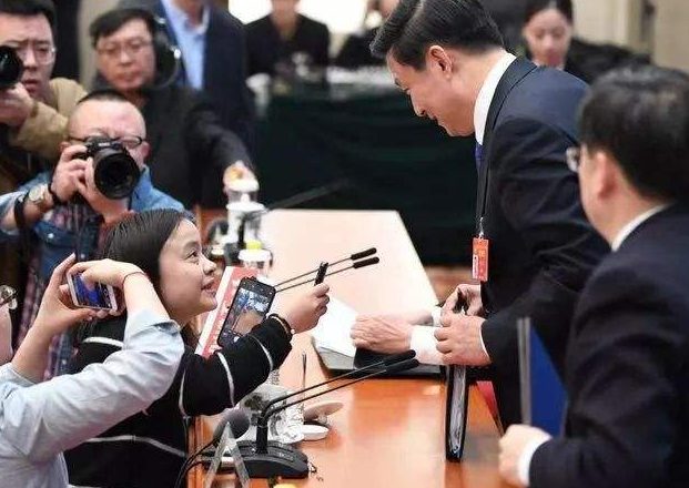 “大庆一男子持镐头袭击同事致3死1伤”