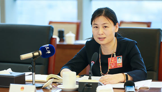 “新的Google恒温器达到了FCC的要求看来Nest正在获得Soli”